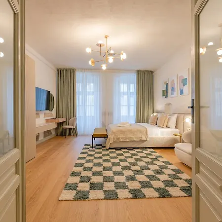 Muresenilor 9 Boutique - Old Town Aparthotel *