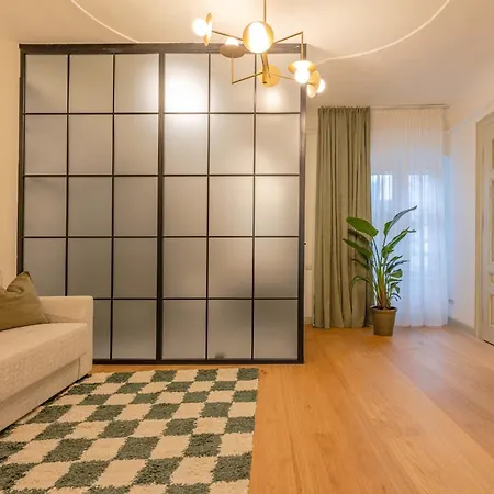 Muresenilor 9 Boutique - Old Town Aparthotel Brasov